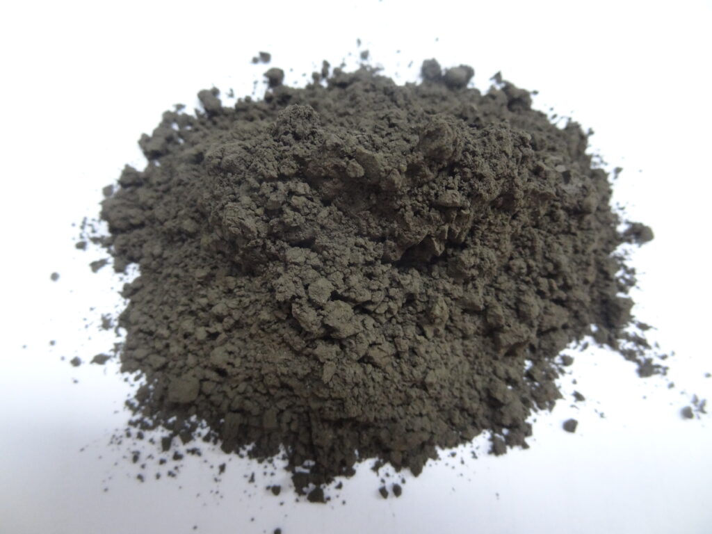 유리병, 특히 녹색 맥주병에 사용되는 100메쉬 25% Cr2O3 크롬철광 분말 -1-Foundry Chromite Sand,Foundry Ceramic Sand-Haixu Abrasives